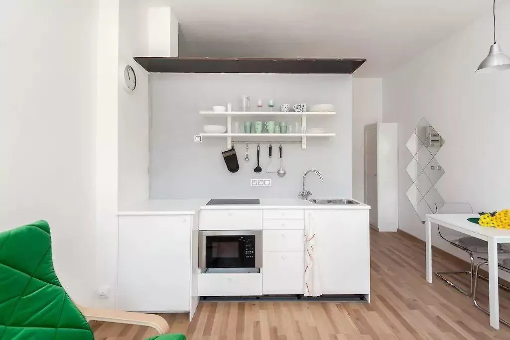 Lovely Prague Apartment 0*,
