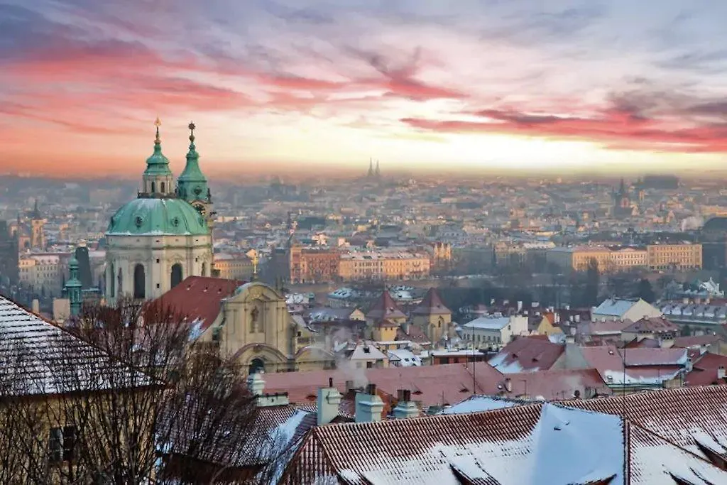 Lovely Prague Apartment